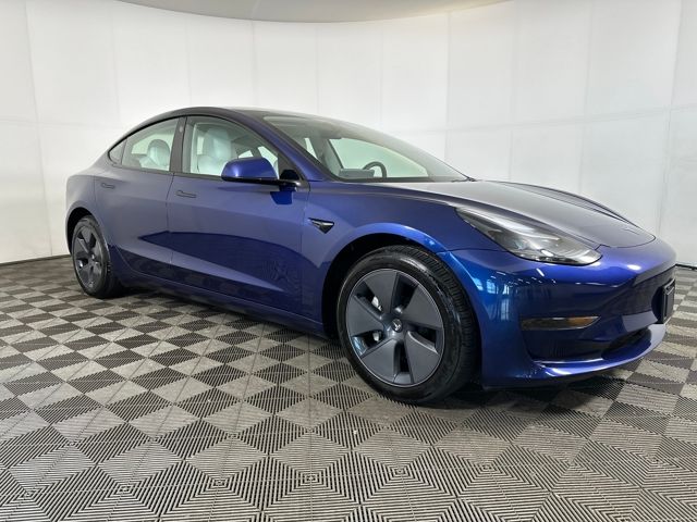 2023 Tesla Model 3 photo 2