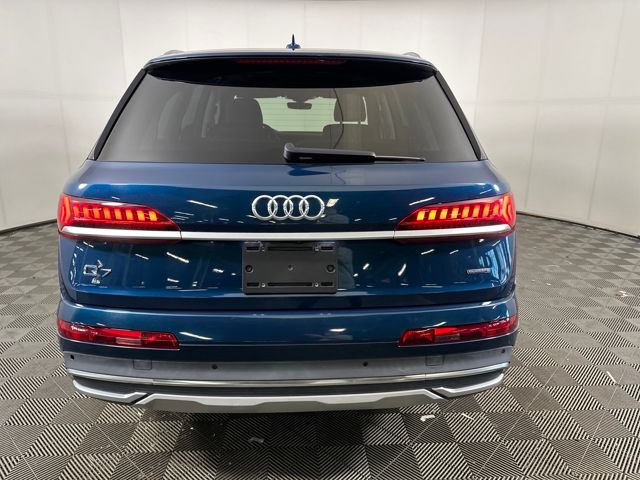 2021 Audi Q7 55 Premium Plus photo 4