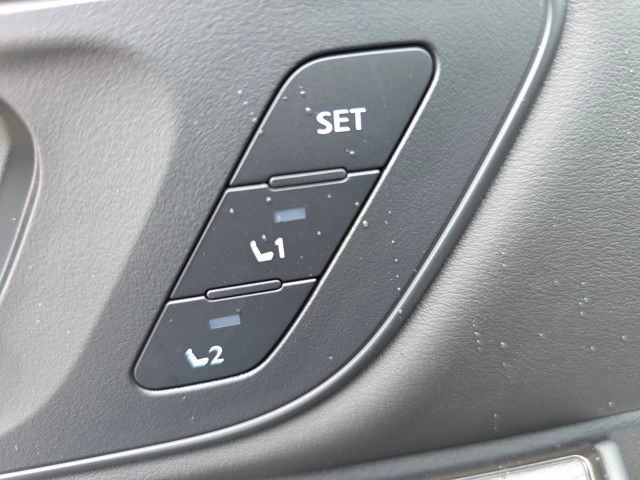 2025 Nissan Rogue SL - Photo 7