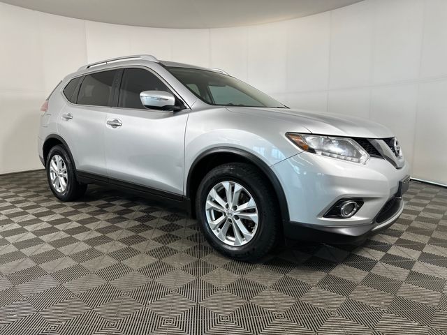 Used 2014 Nissan Rogue SV with VIN 5N1AT2MT2EC859958 for sale in Cuyahoga Falls, OH