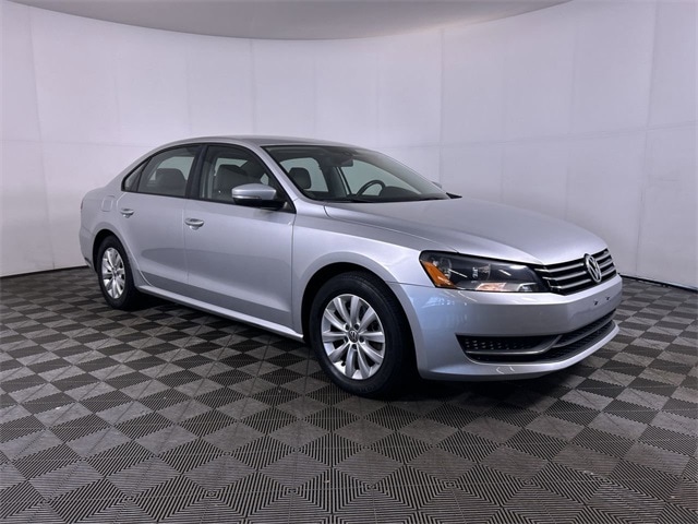 Used 2014 Volkswagen Passat S with VIN 1VWAH7A30EC003773 for sale in Cuyahoga Falls, OH