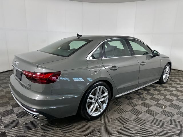 2023 Audi A4 45 S line Premium Plus photo 3