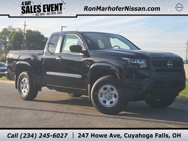 2026 Nissan Frontier S's photo
