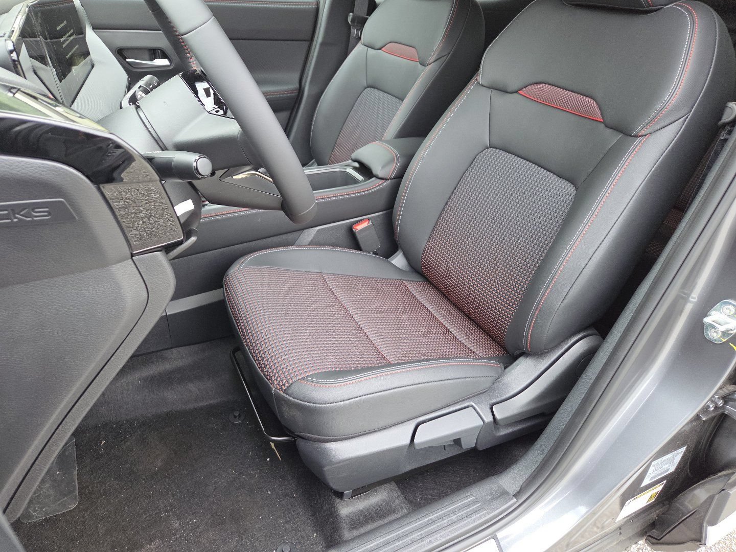 2026 Nissan KICKS SR AWD - Photo 26