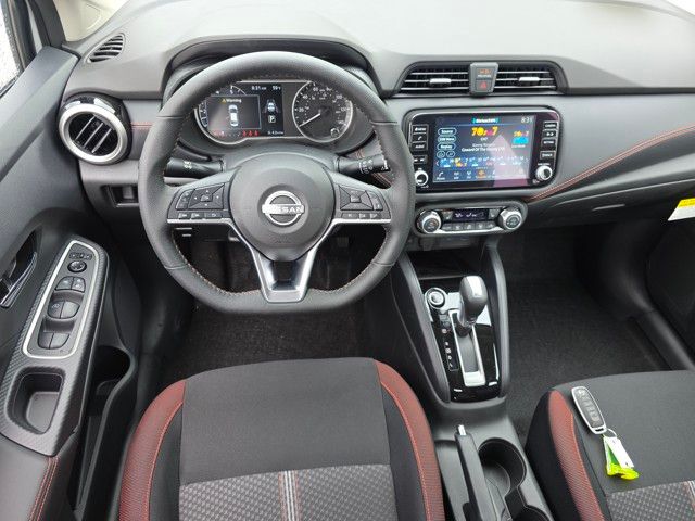 2025 Nissan Versa SR photo 2