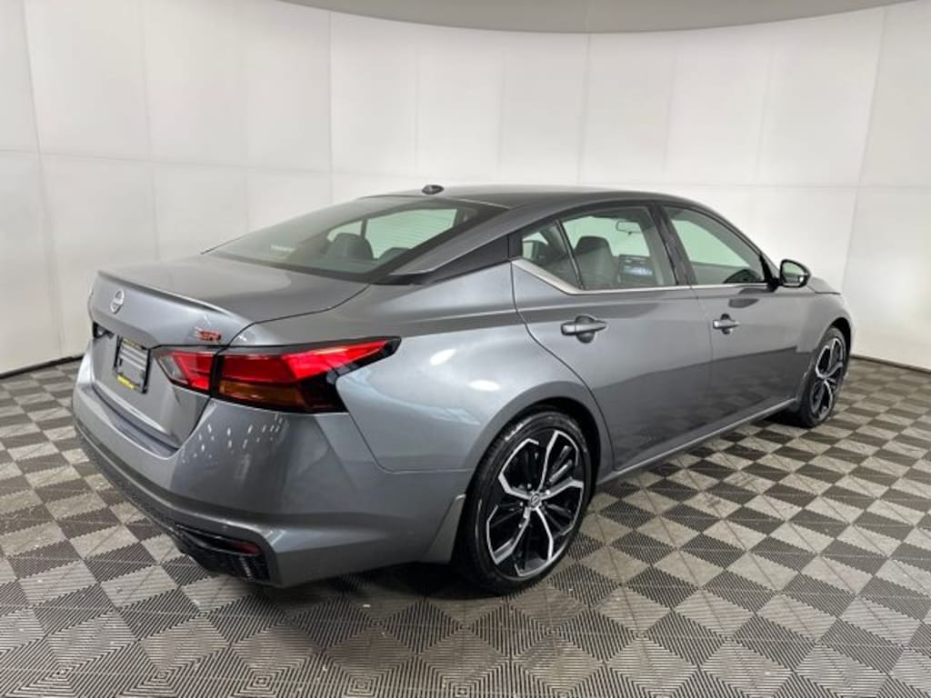 Certified 2025 Nissan Altima 2.5 SR Sedan