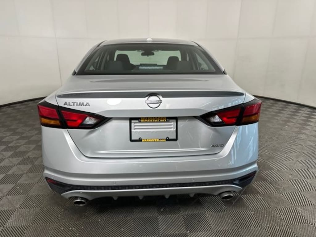 Used 2025 Nissan Altima 2.5 SV Sedan