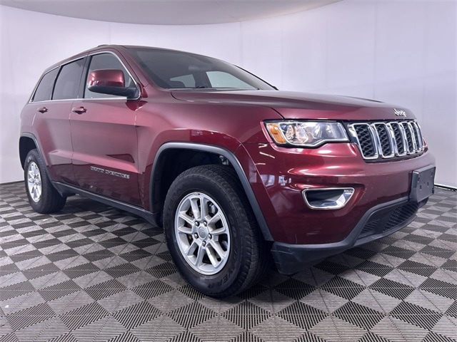 Used 2018 Jeep Grand Cherokee Laredo E with VIN 1C4RJFAG1JC432518 for sale in Cuyahoga Falls, OH