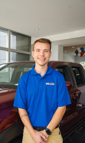 Staff member Thorne Silvius <br>Sales Consultant</br> from 8d082418a46d
