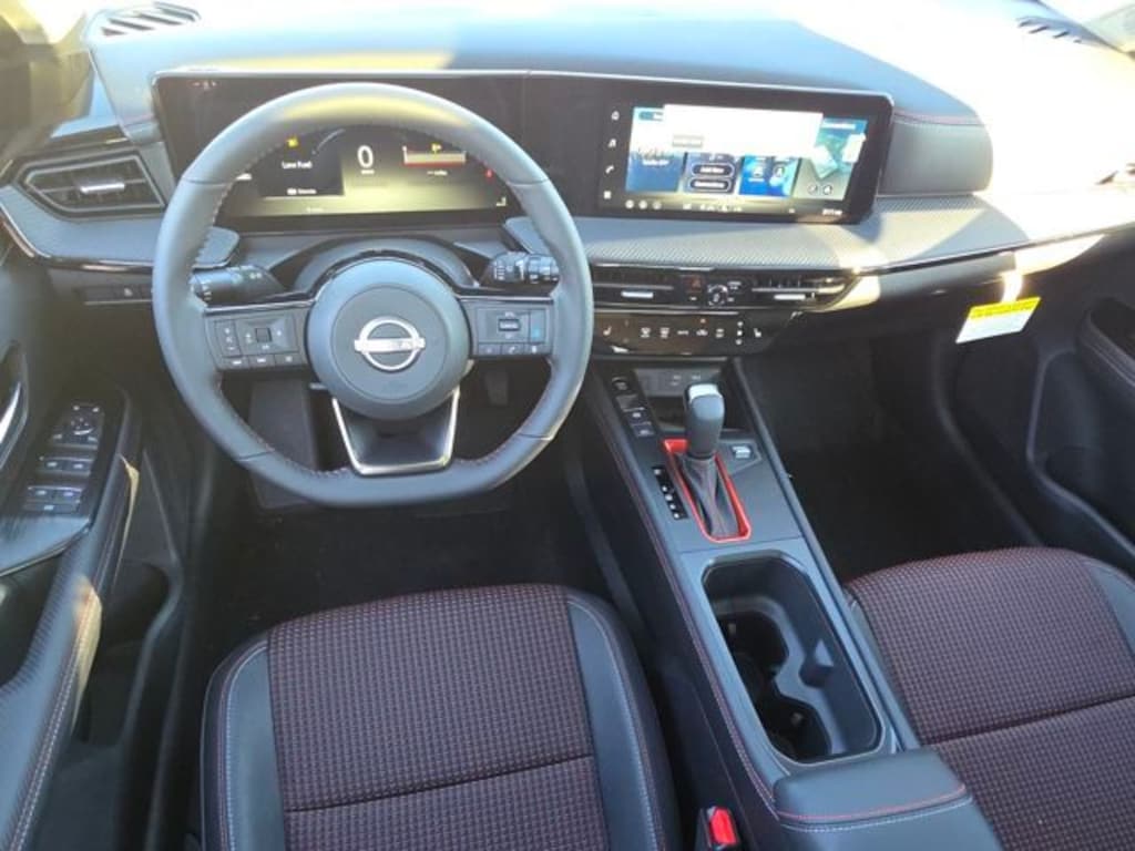 New 2026 Nissan Kicks SR SUV