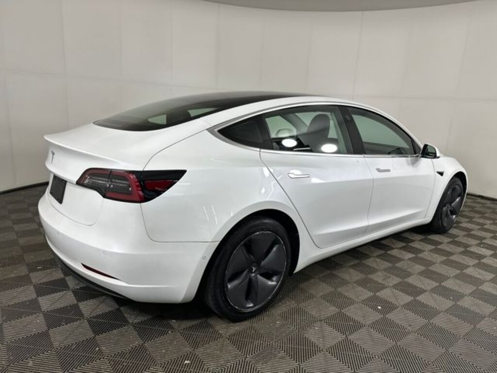 Used 2019 Tesla Model 3 Standard Range Plus Sedan