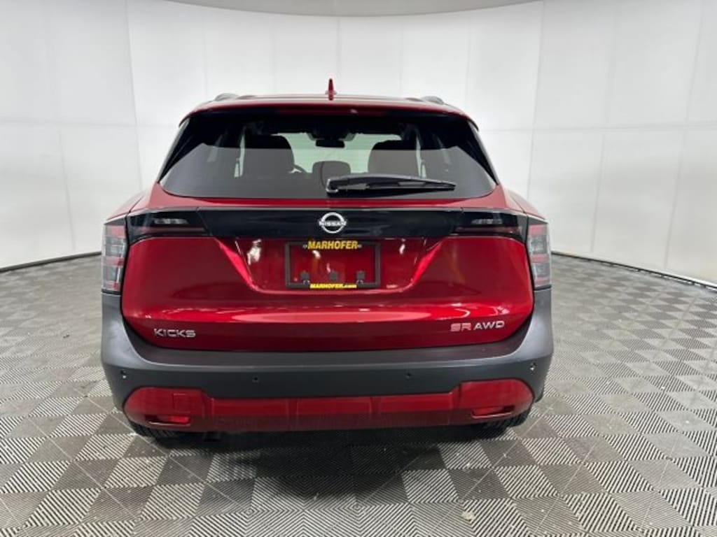 Certified 2025 Nissan Kicks SR SUV