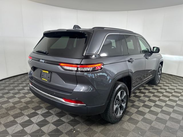 2022 Jeep Cherokee Limited 4xe photo 3