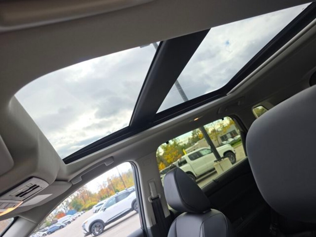 New 2026 Nissan Rogue SV SUV