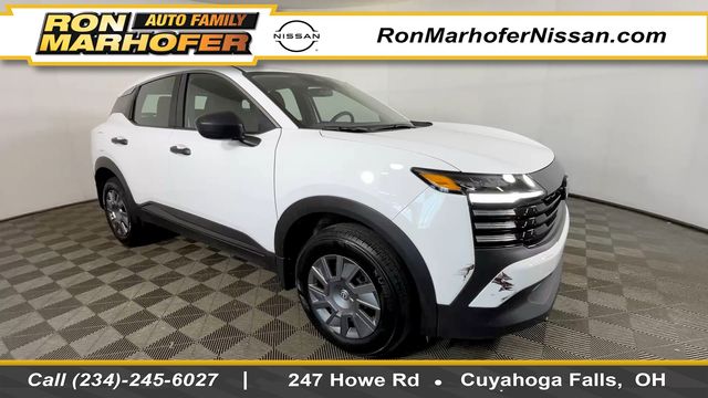 2025 Nissan Kicks 2.0 S's photo