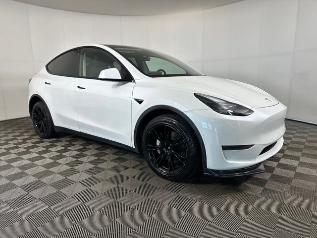 Used 2020 Tesla Model Y Long Range with VIN 5YJYGDEE1LF032052 for sale in Cuyahoga Falls, OH