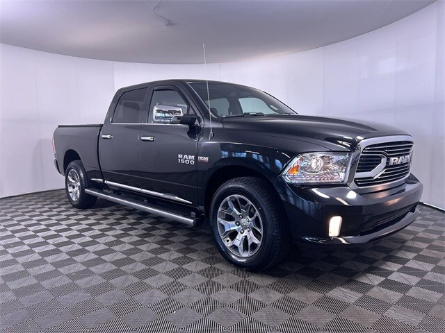 Used 2017 RAM Ram 1500 Pickup Laramie Limited with VIN 1C6RR7WT6HS625422 for sale in Cuyahoga Falls, OH