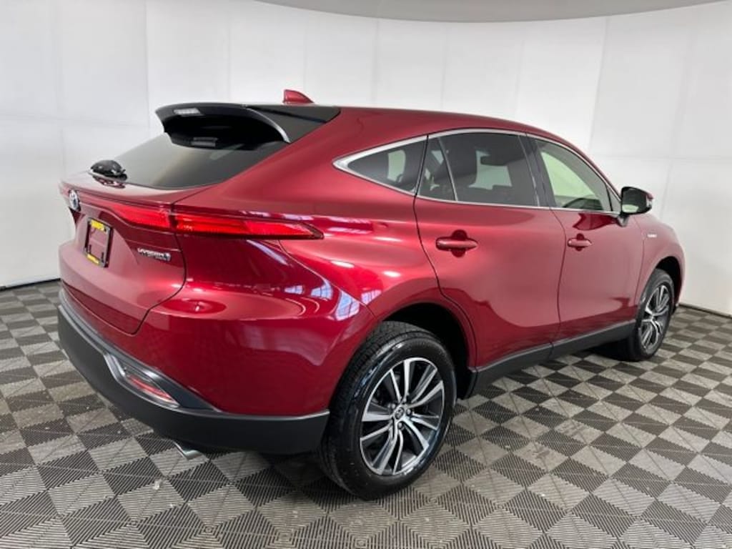 Used 2021 Toyota Venza LE SUV