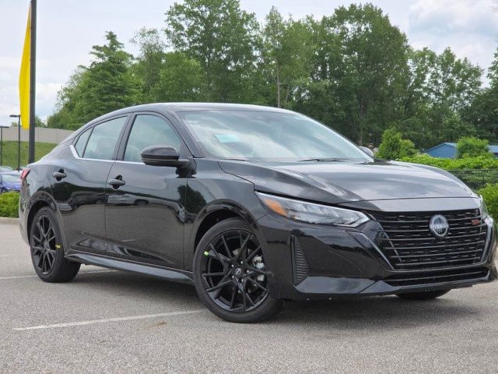 New 2025 Nissan Sentra SR Sedan