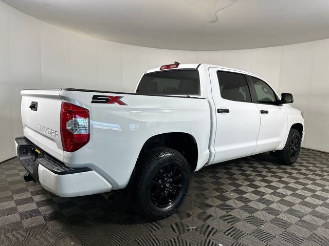 2020 Toyota Tundra SR5 CrewMax photo 3