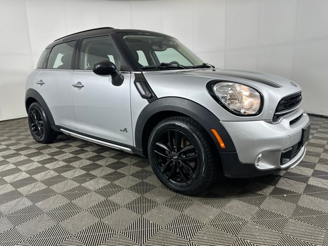 Used 2016 MINI Countryman Countryman S with VIN WMWZC5C54GWU04829 for sale in Cuyahoga Falls, OH