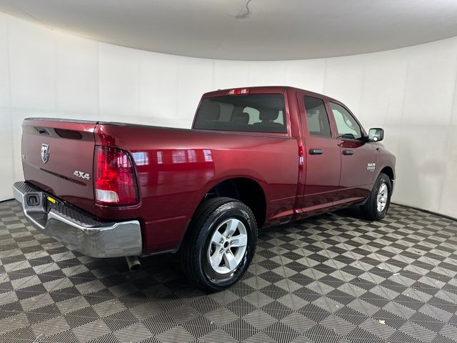 2024 Ram 1500 Classic SLT photo 3
