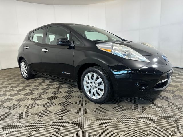 Used 2013 Nissan LEAF S with VIN 1N4AZ0CP6DC412565 for sale in Cuyahoga Falls, OH