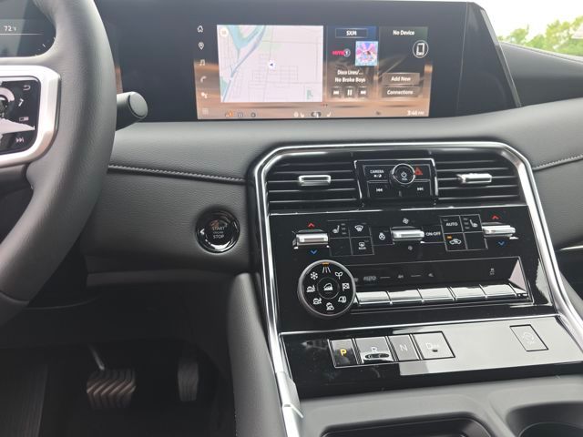 2025 Nissan Armada SL - Photo 11