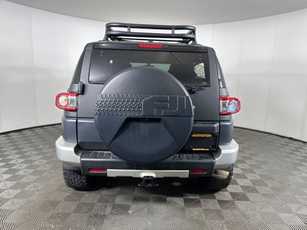 Used 2014 Toyota FJ Cruiser Base SUV