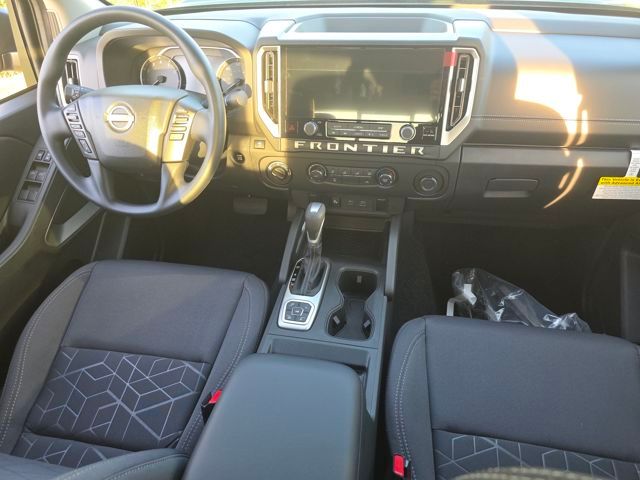 2026 Nissan Frontier SV - Photo 16