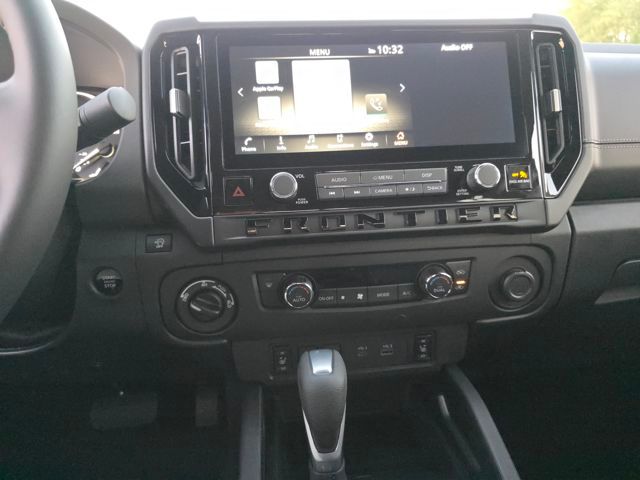 2026 Nissan Frontier SV - Photo 8