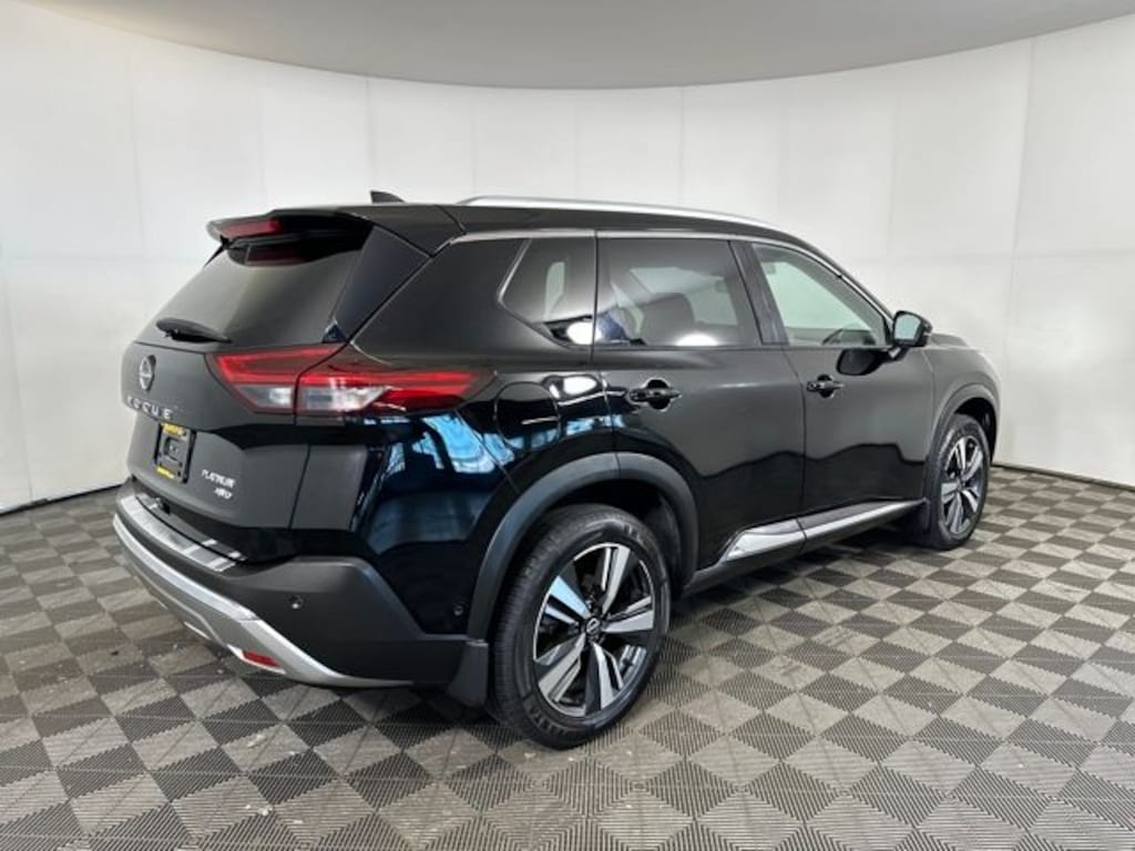 Used 2023 Nissan Rogue Platinum SUV