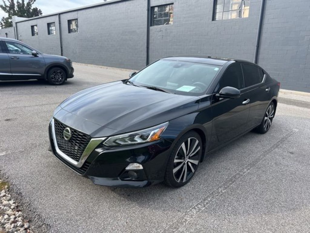 Used 2020 Nissan Altima 2.5 Platinum Sedan
