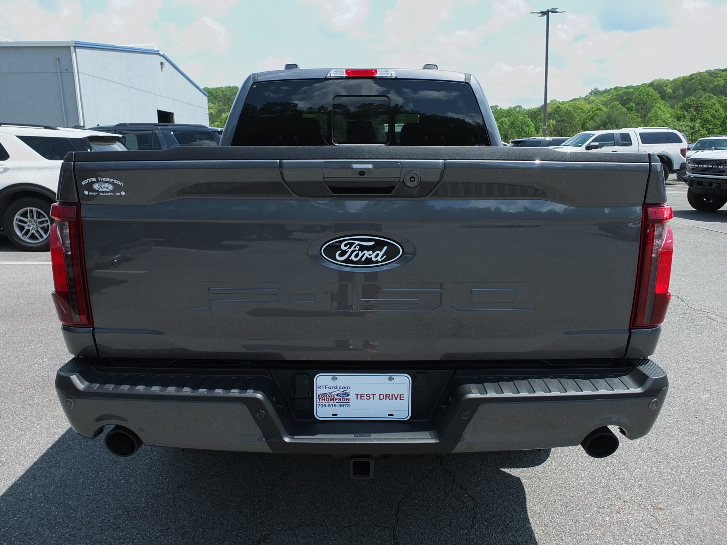 2025 Ford F-150 XLT photo 4