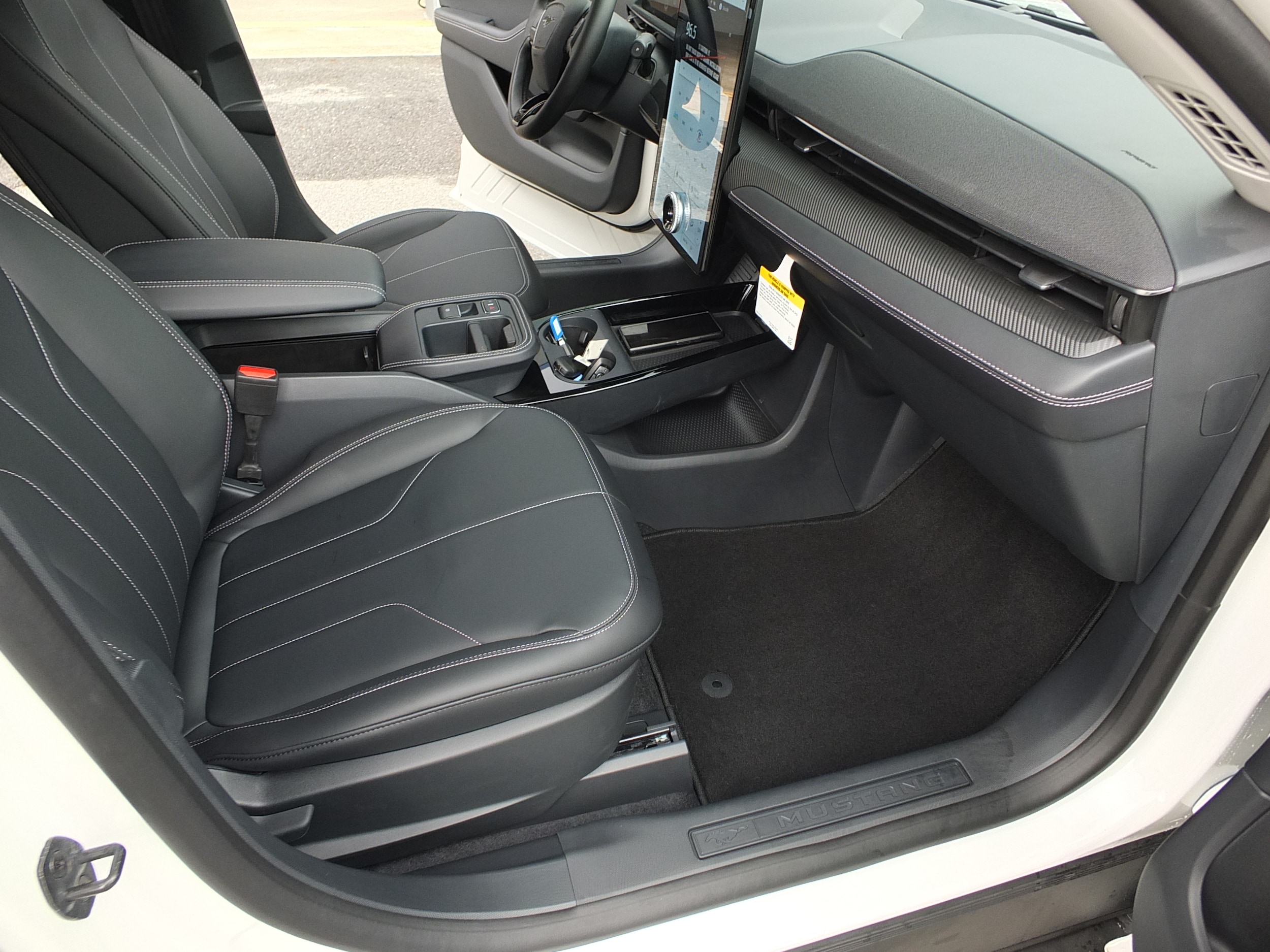 2026 Ford Mustang Mach-E Select - Photo 13