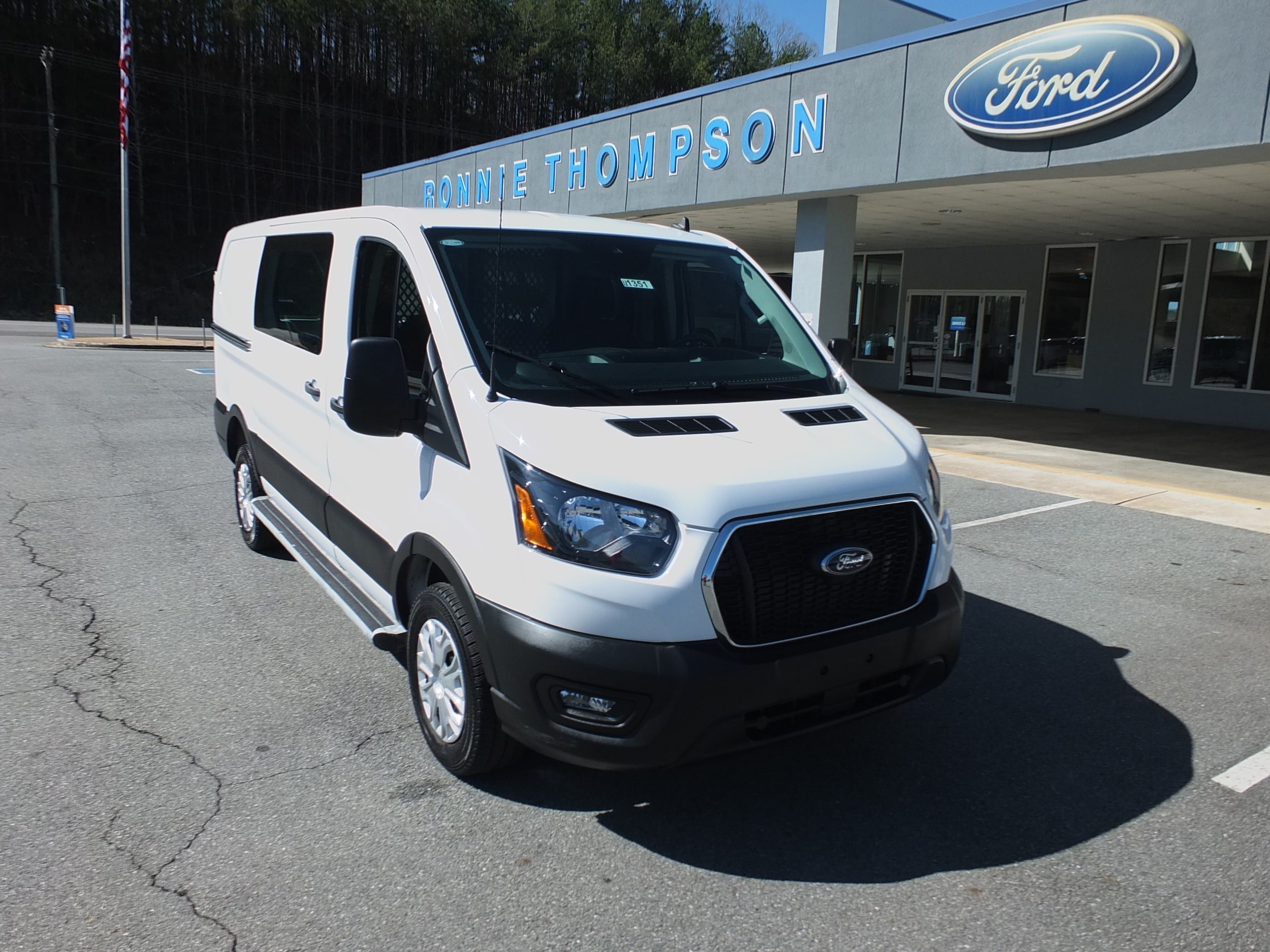 2024 Ford Transit Cargo 250 Low Roof LB RWD
