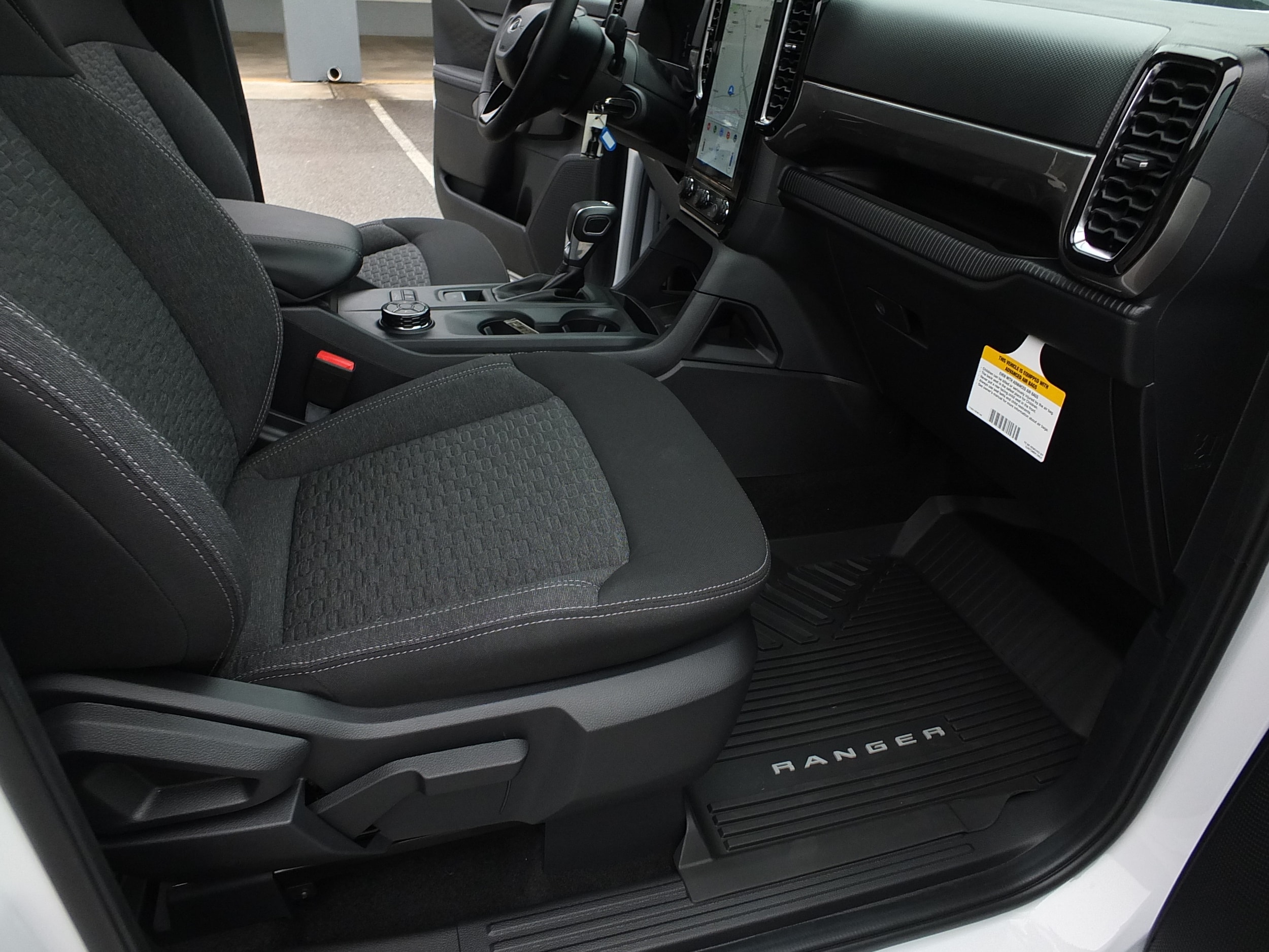 2025 Ford Ranger XLT - Photo 14