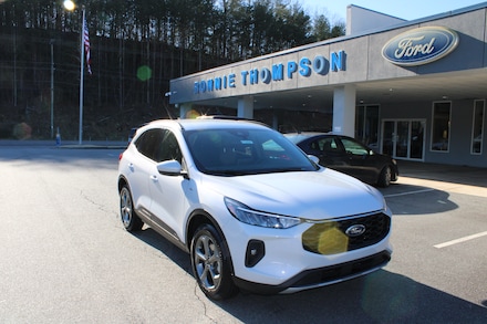 2025 Ford Escape Hybrid ST-Line Select SUV