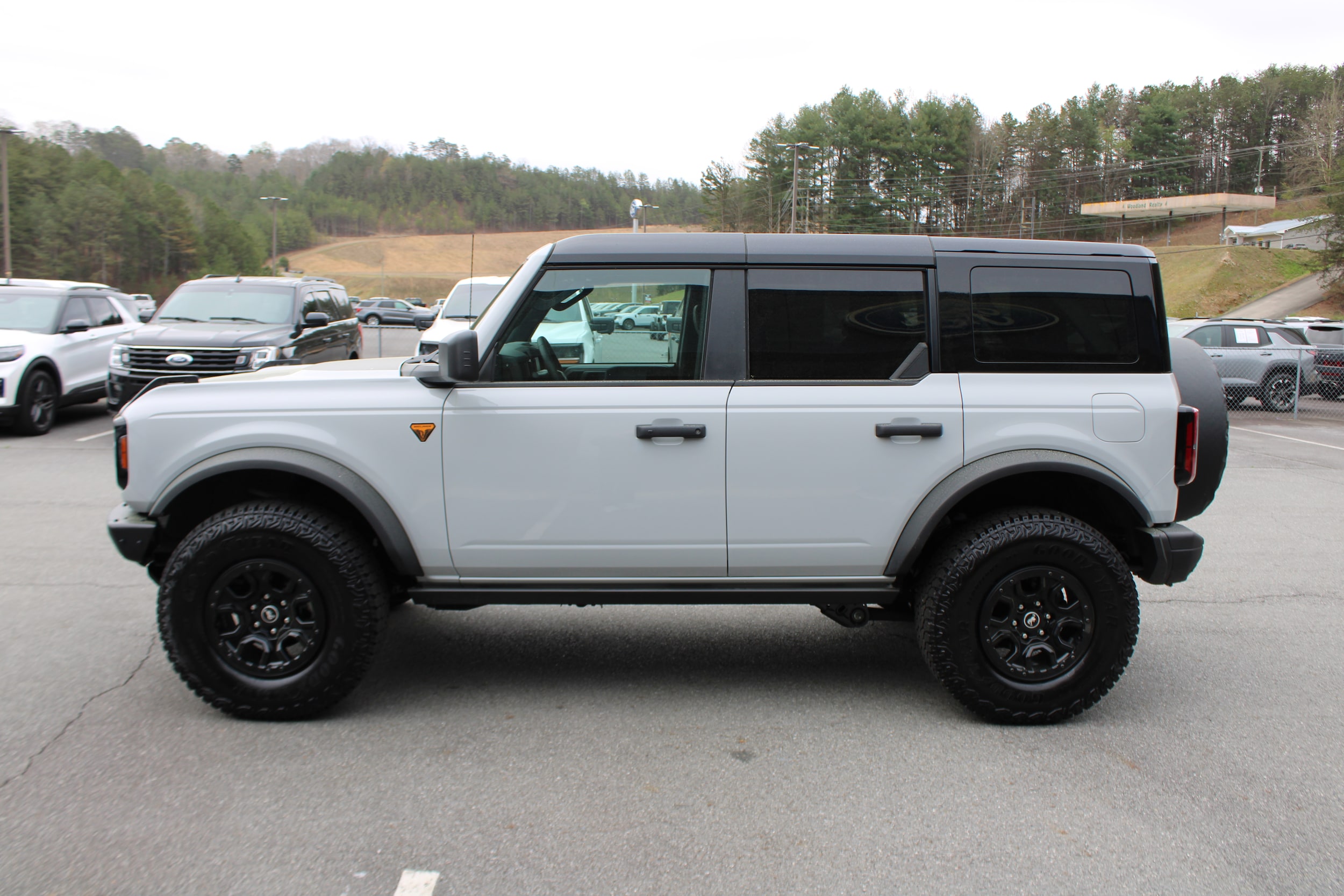 2026 Ford Bronco 4-Door Badlands - Photo 6