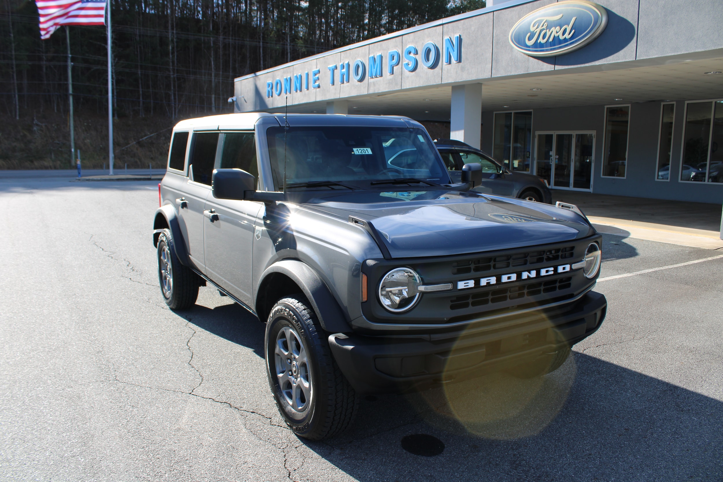 2025 Ford Bronco 4-Door Big Bend's photo