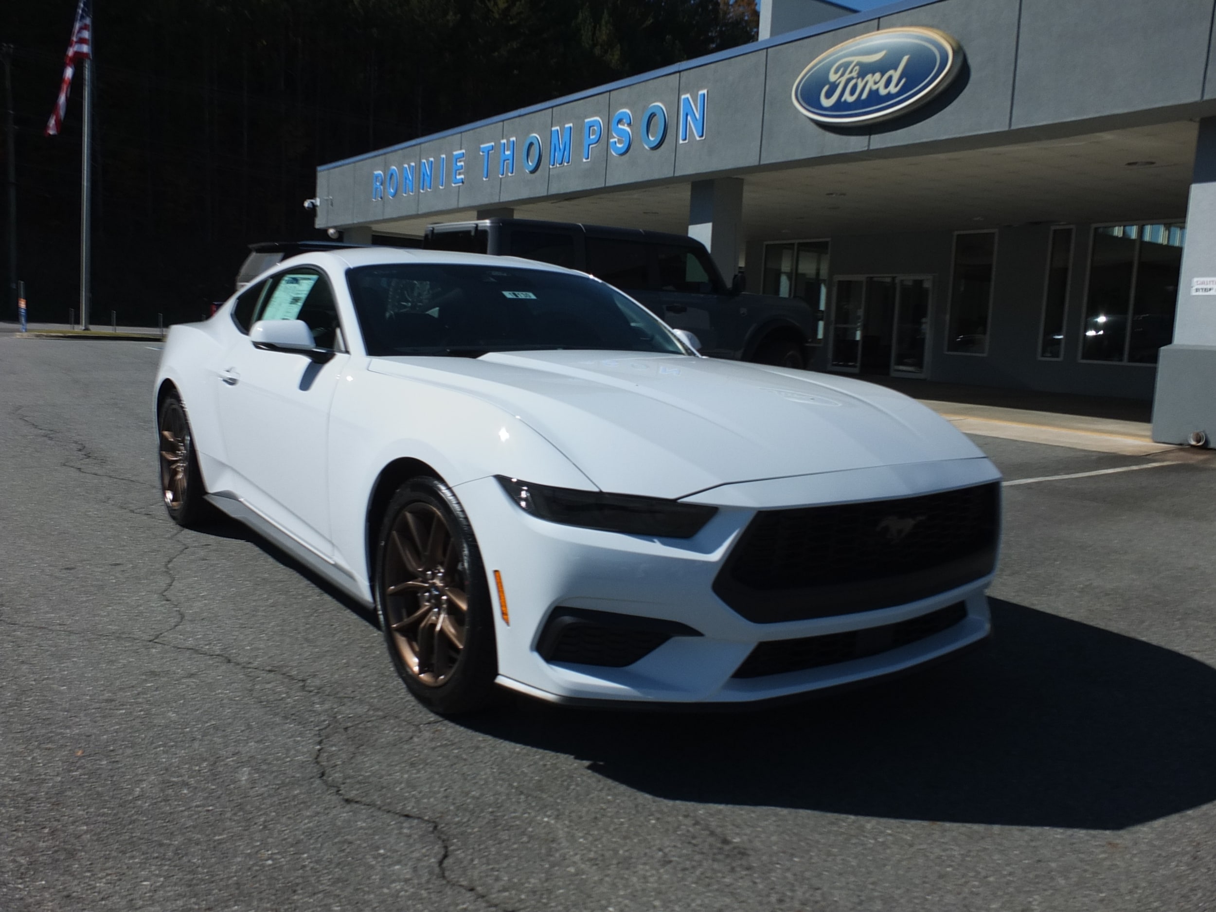 2026 Ford Mustang EcoBoost Premium's photo