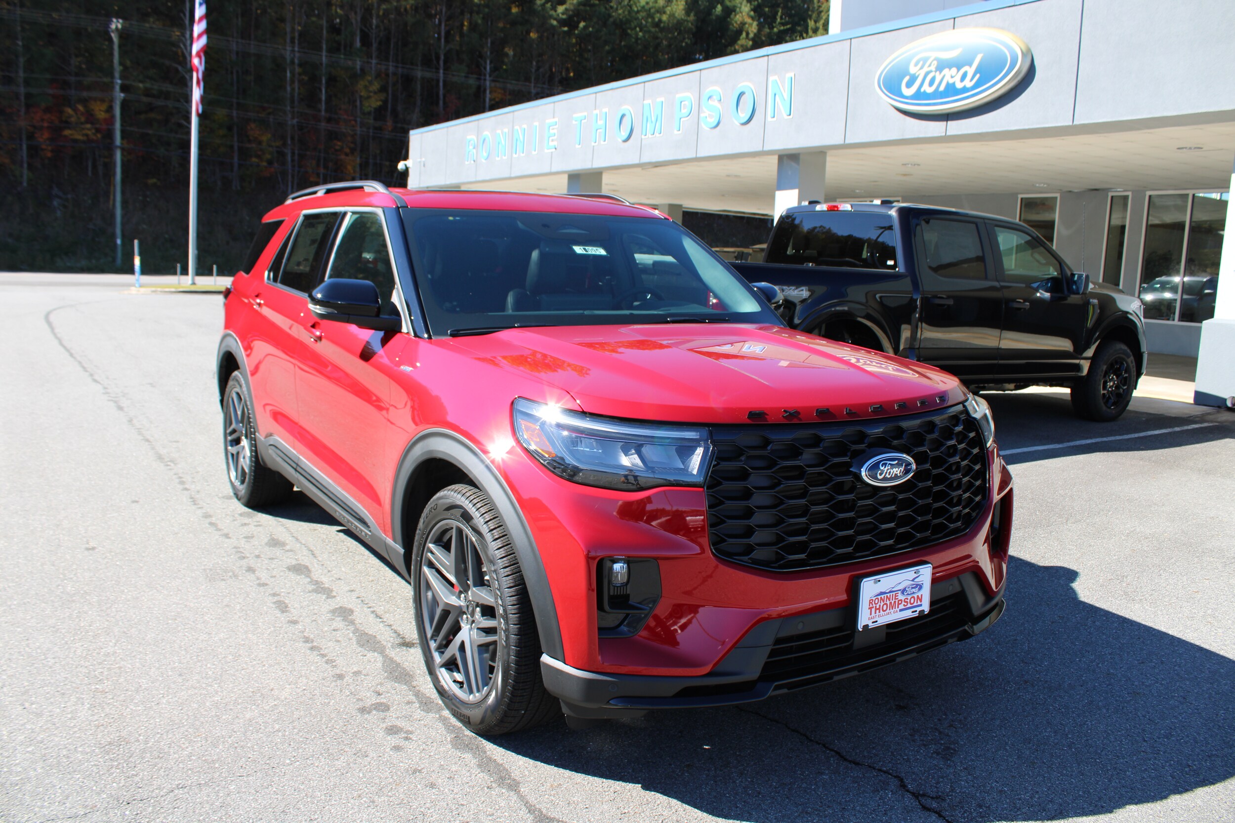 2026 Ford Explorer ST-LINE's photo