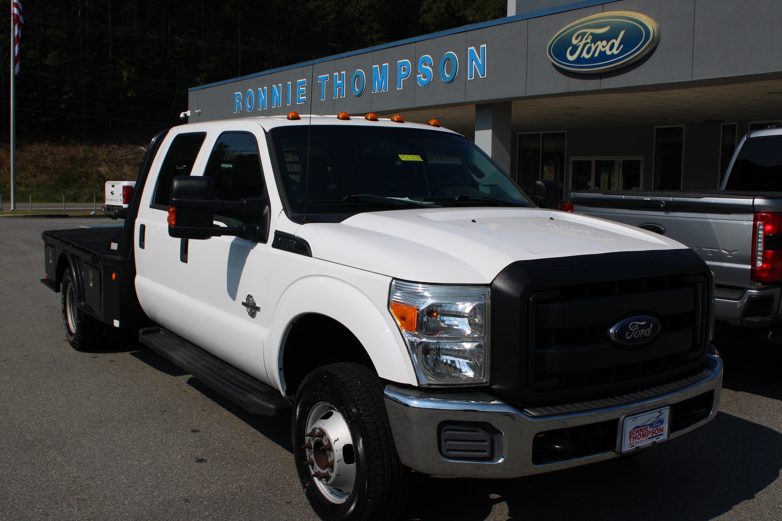 2014 Ford F-350 Super Duty Chassis Cab
