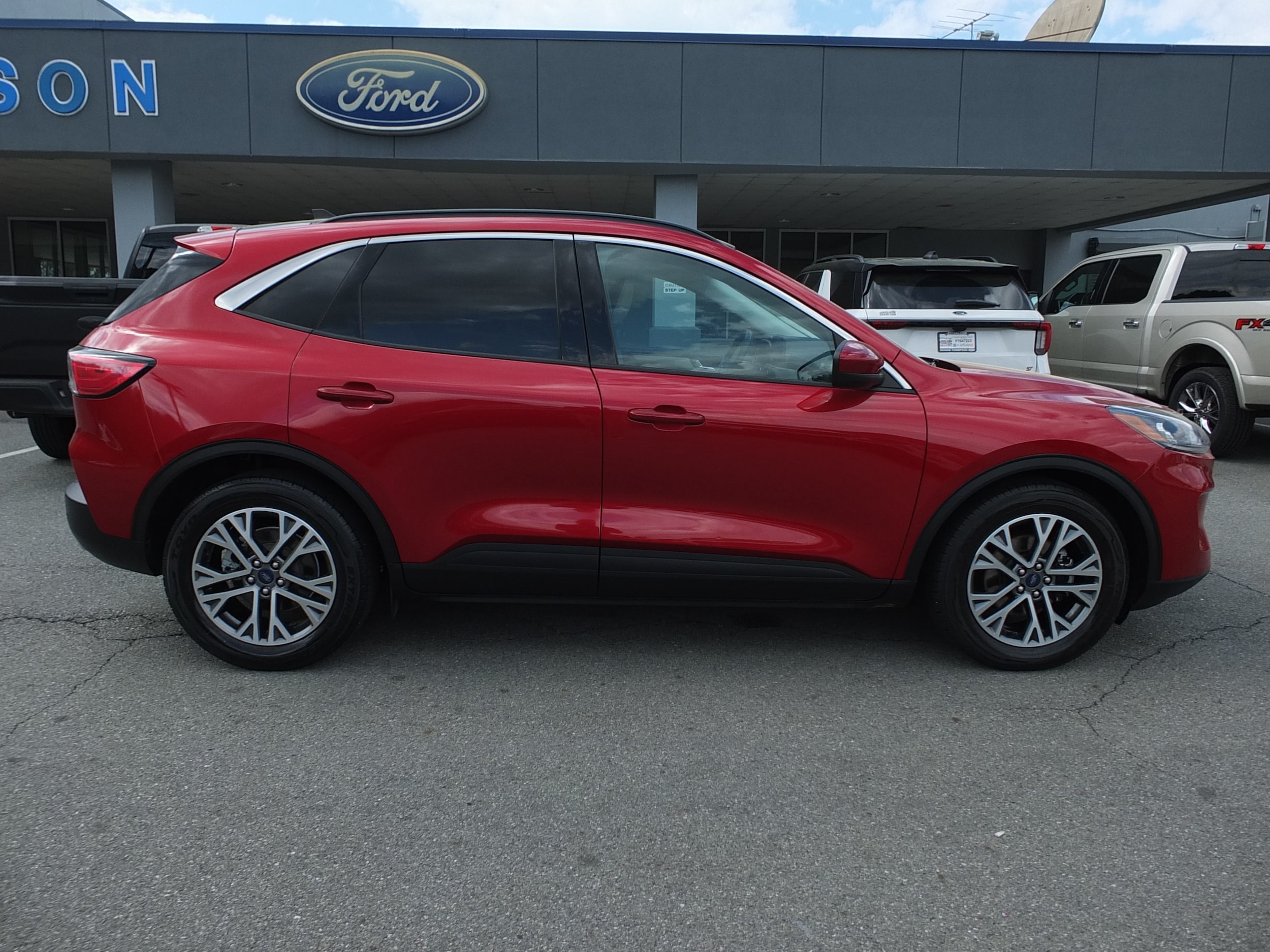 Used 2021 Ford Escape SEL with VIN 1FMCU0H6XMUA26562 for sale in Ellijay, GA