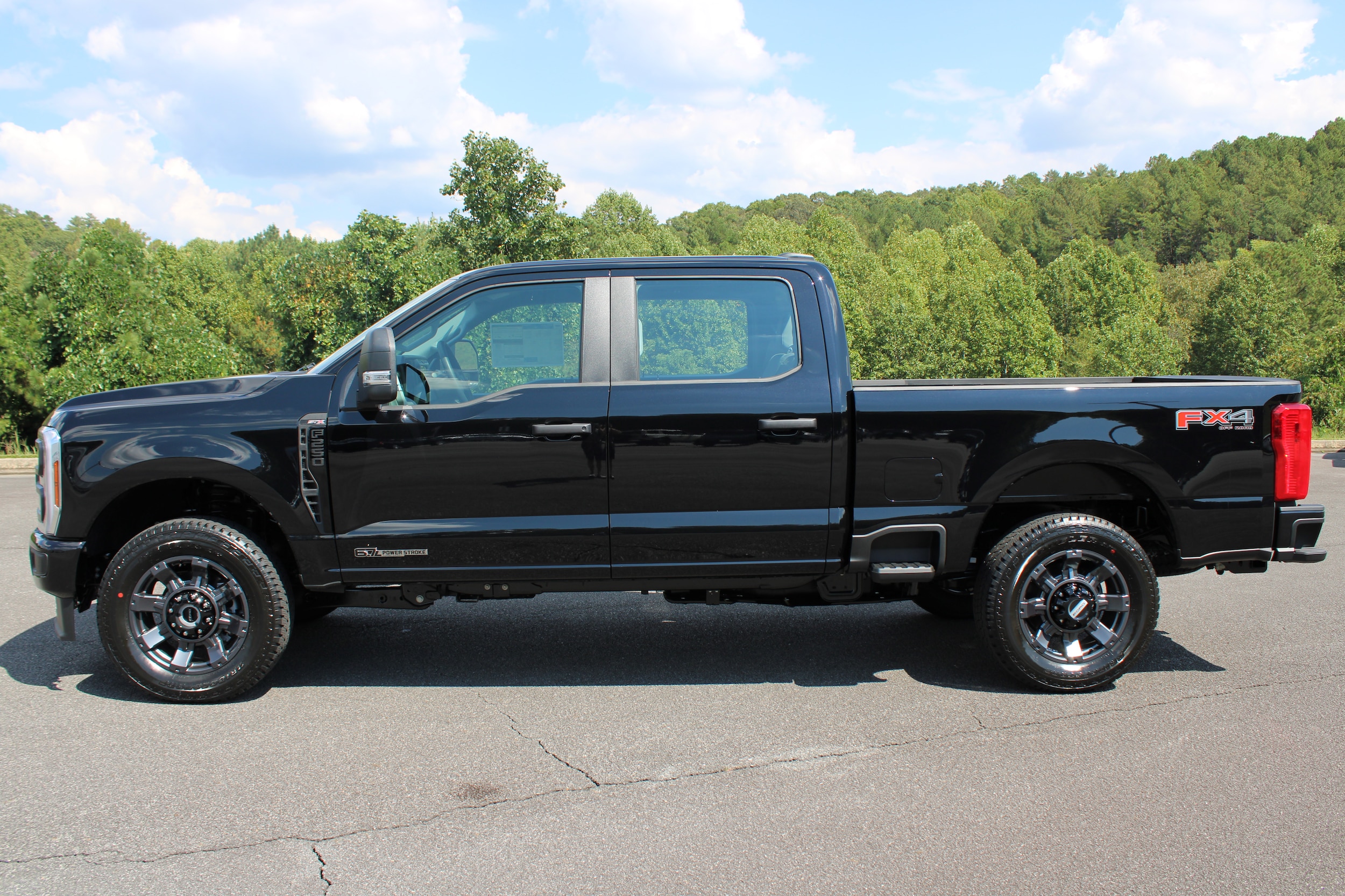 2026 Ford F-250 Super Duty XL - Photo 6