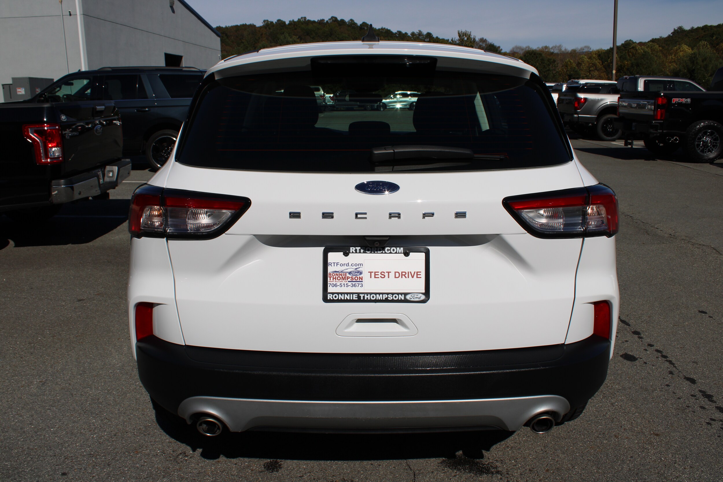 2022 Ford Escape S photo 4