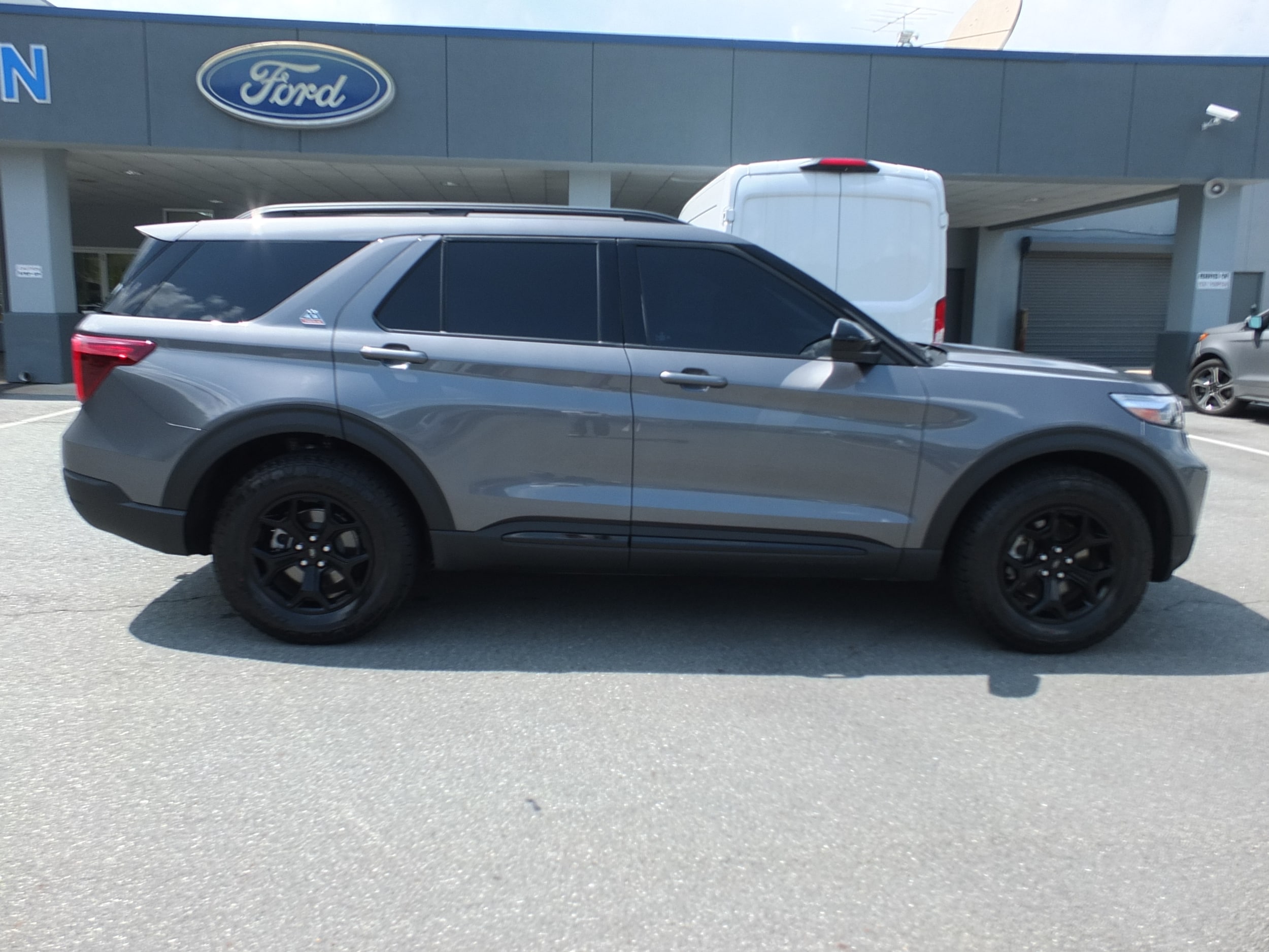 Used 2024 Ford Explorer TIMBERLINE with VIN 1FMSK8JHXRGA13344 for sale in Ellijay, GA