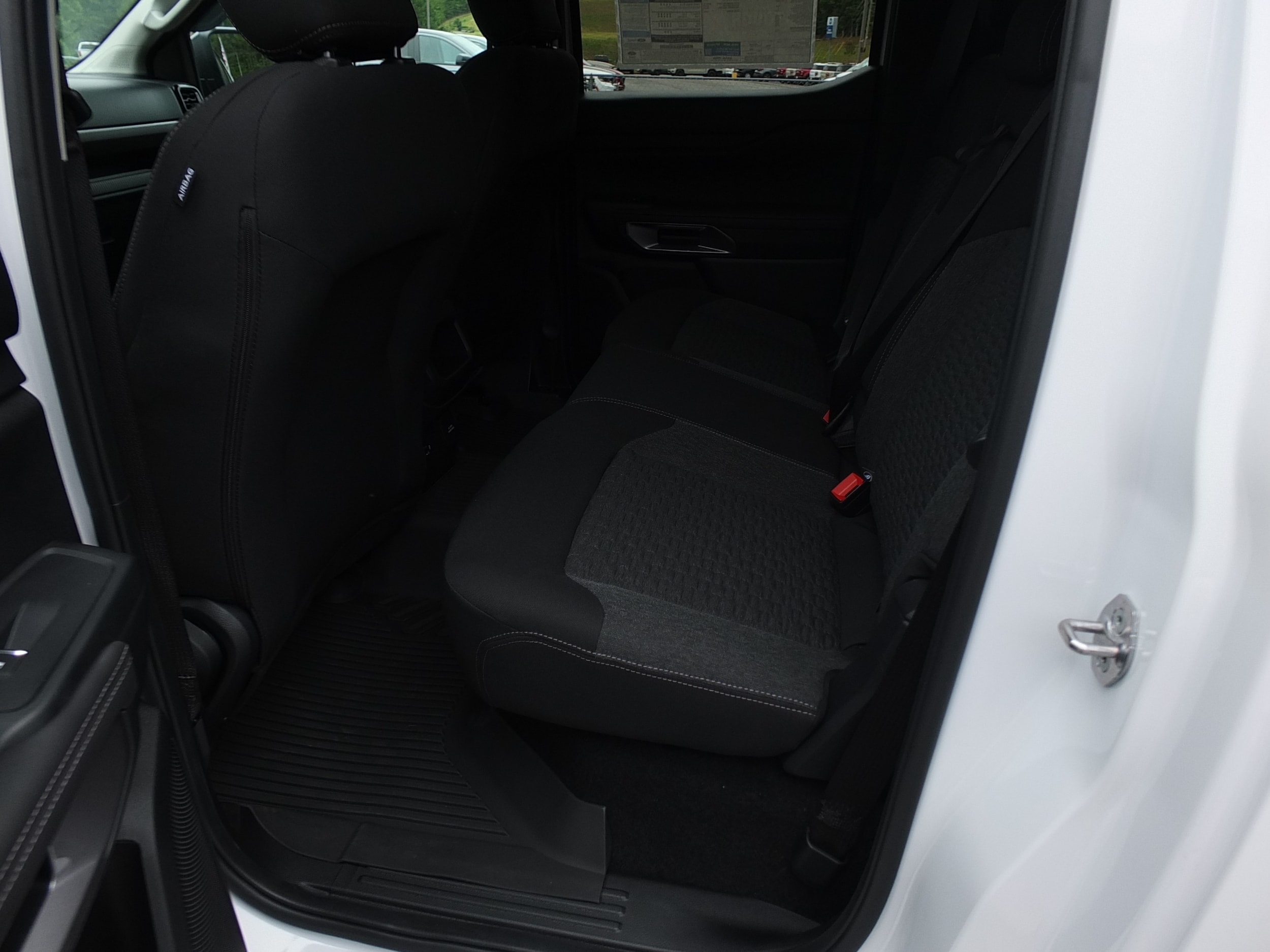 2025 Ford Ranger XLT - Photo 12