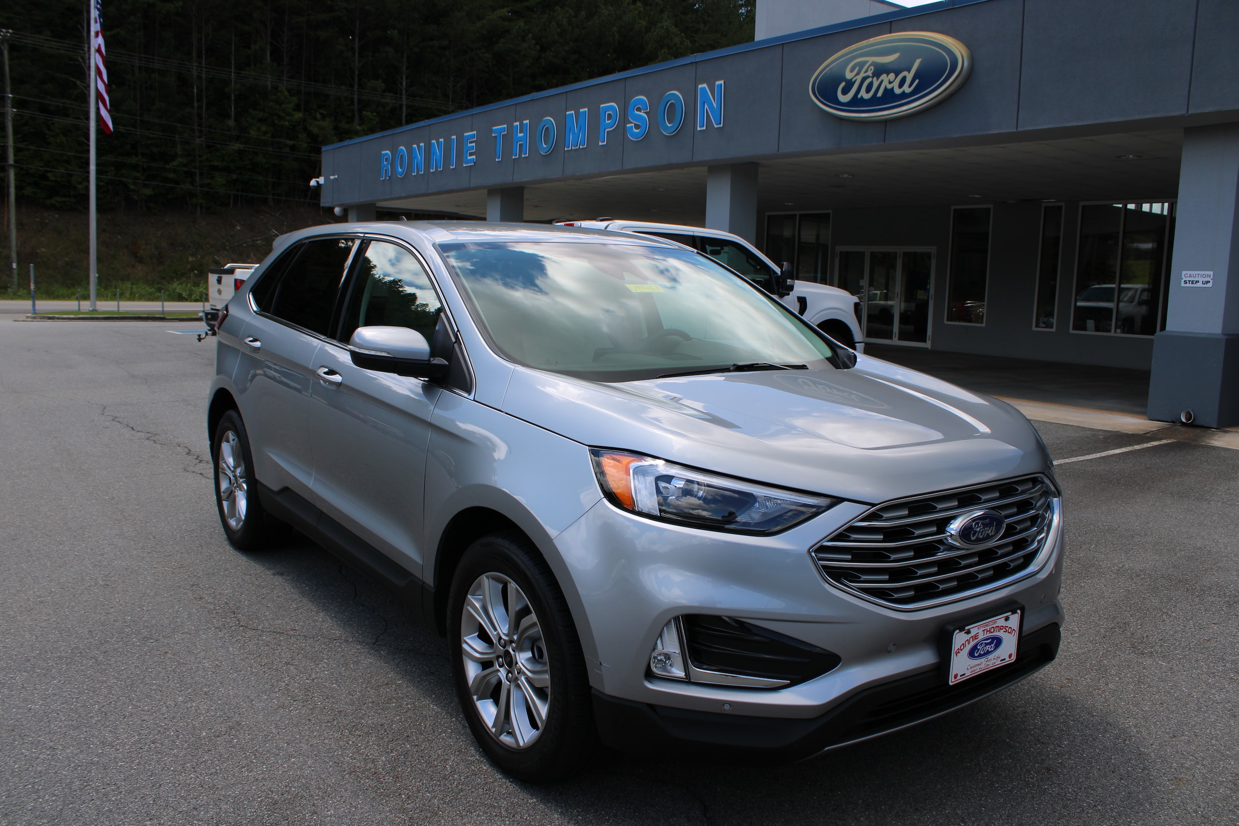 2024 Ford Edge SUV 