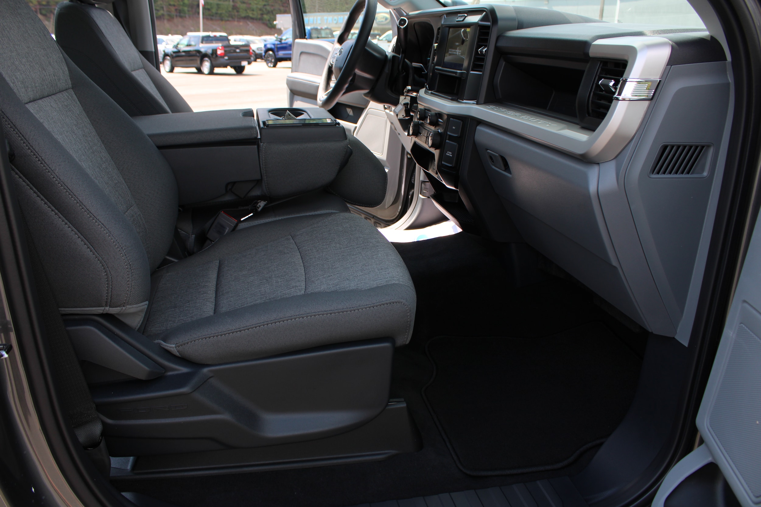 2026 Ford F-250 Super Duty XL - Photo 13